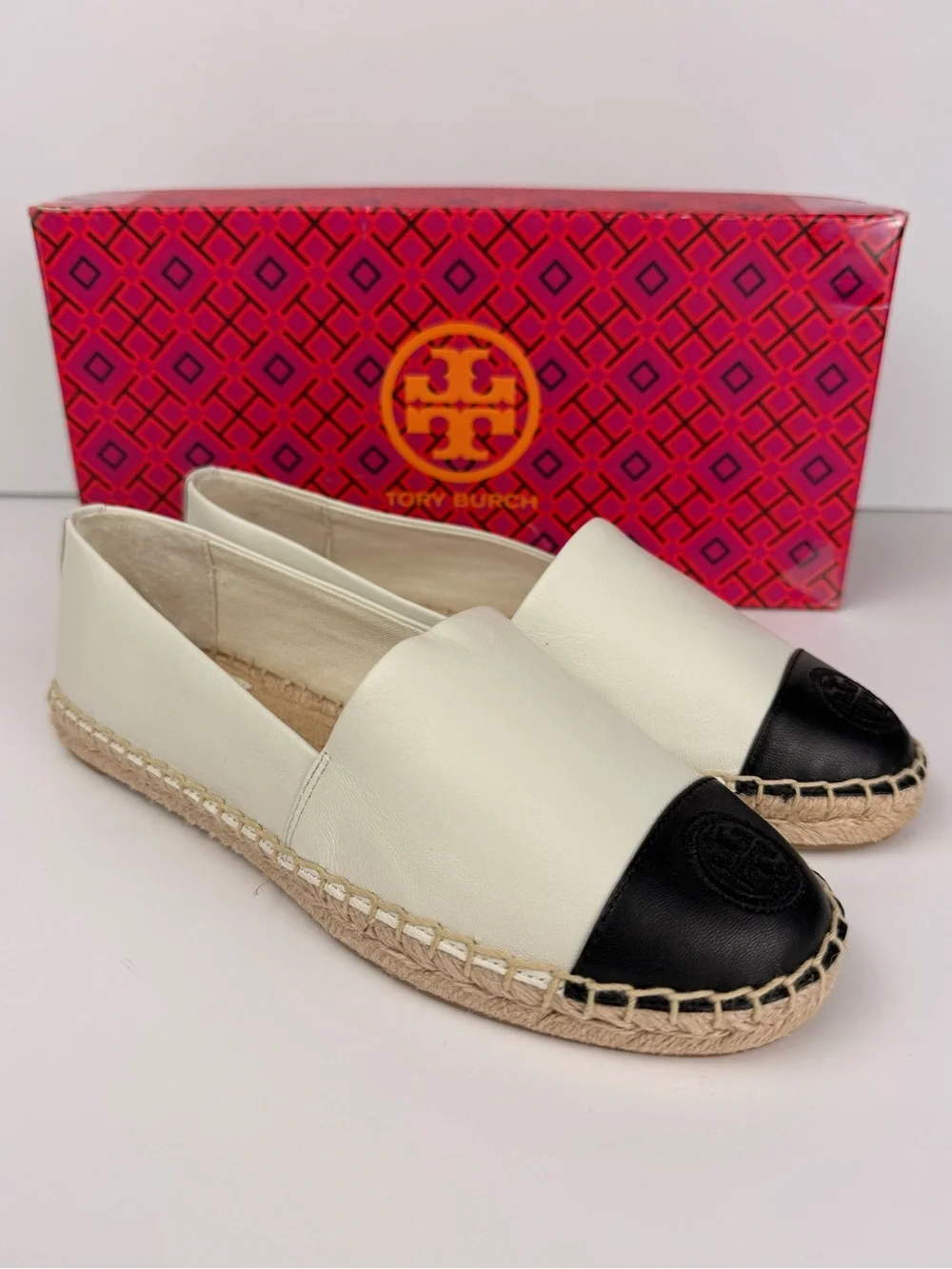 Tory Burch Colorblock Flat Espadrille Nappa Leather Shoes New Ivory/Black 5.5